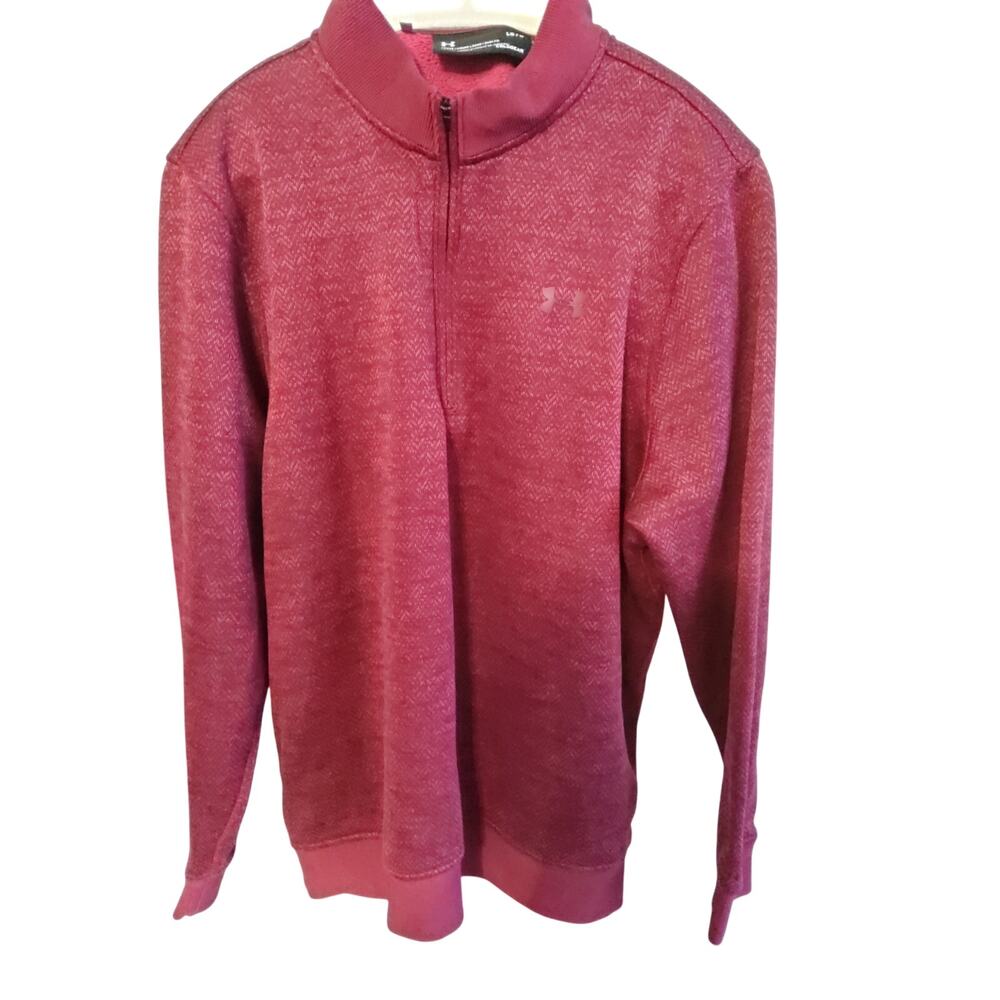 Under Armor Mens L Burgundy  quarter zip Top. Soft Athletic Outdoor active
